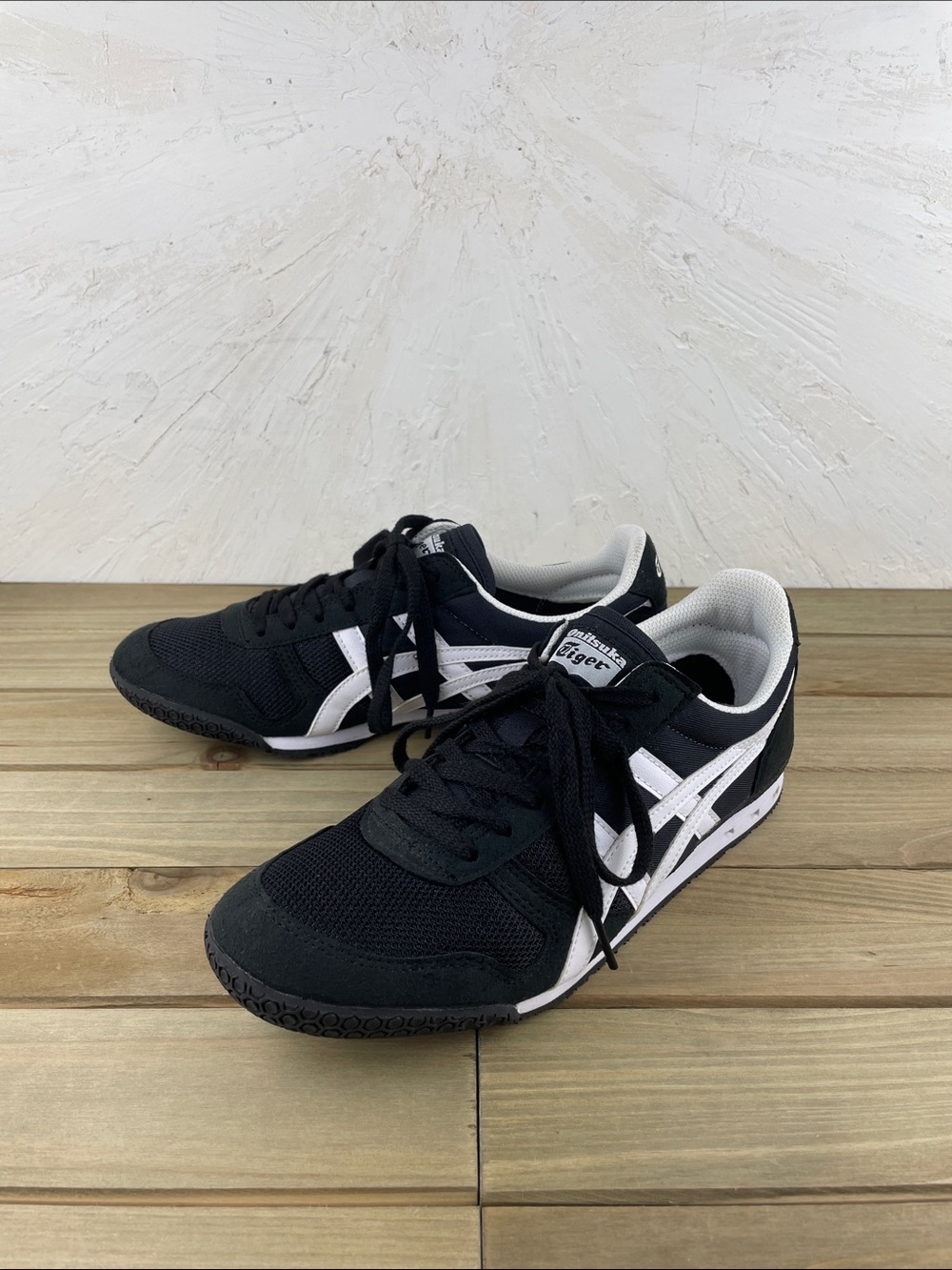 Women’s Onitsuka Tiger Mexico 66 Sneakers